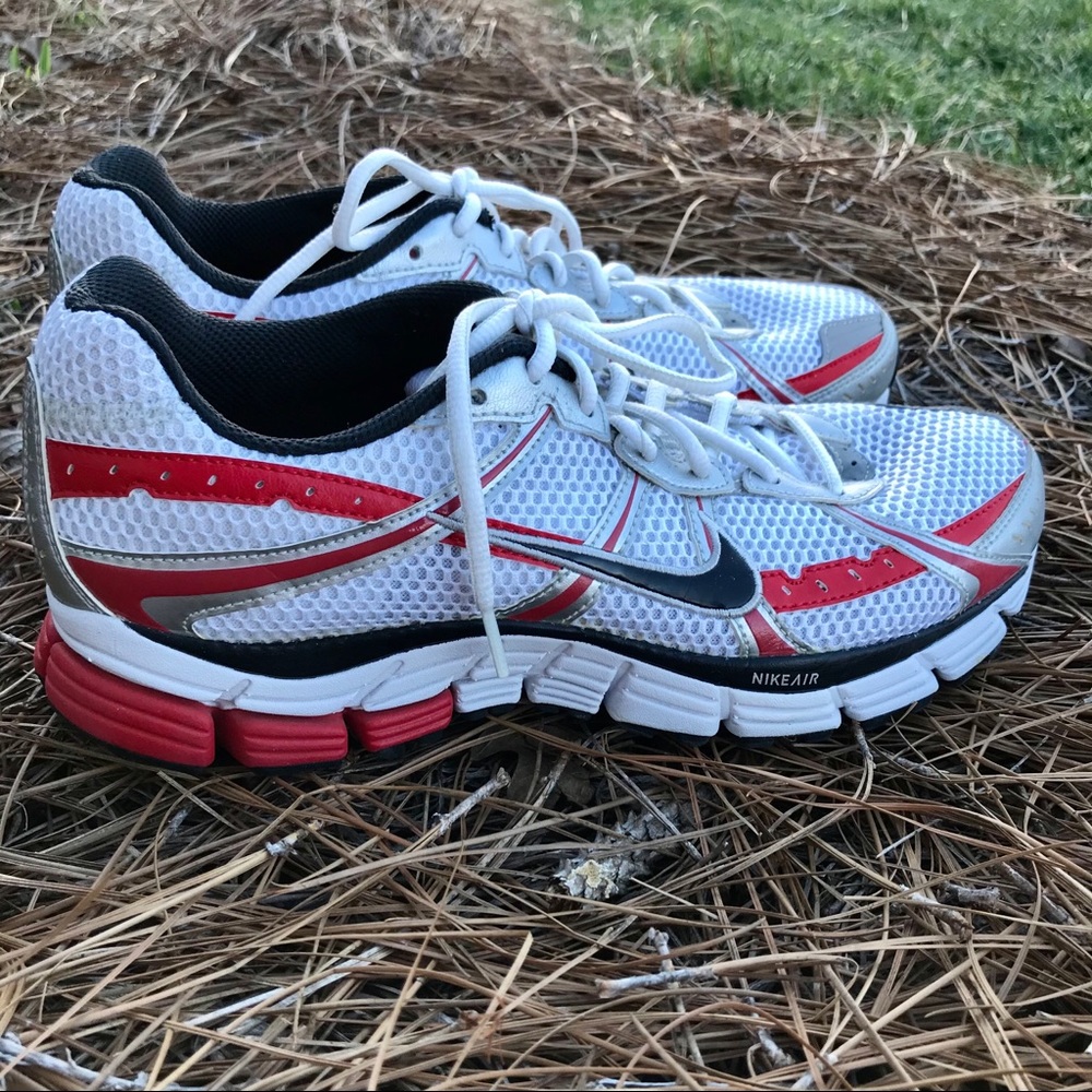 NIKE Pegasus 25 Running Shoes, Size 9, NWOT